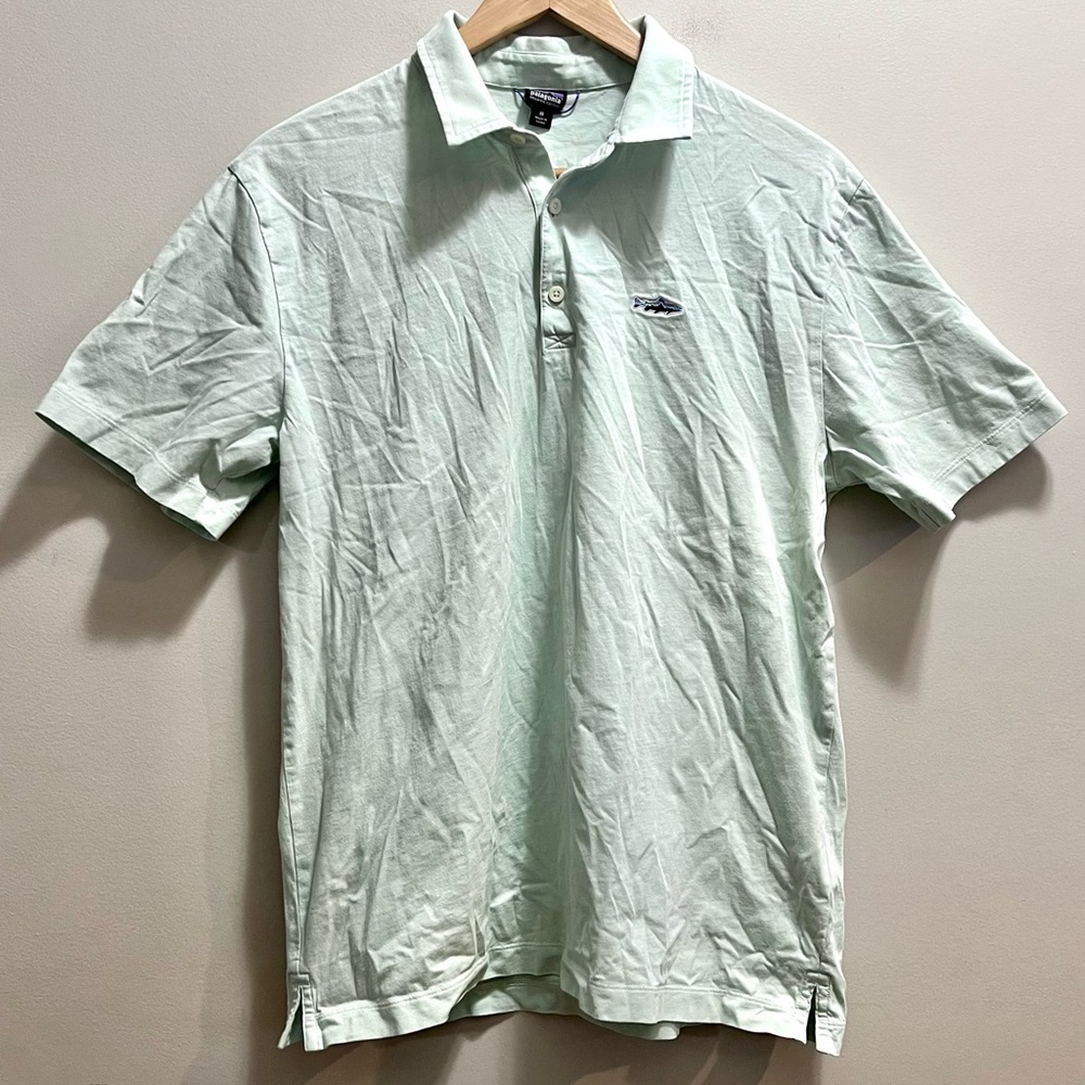 Patagonia Sky Blue Trout Fitz Roy Short Sleeve Polo Shirt Men's Size M Tiny Hole